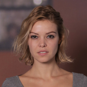 noemi masseurin in berlin 300