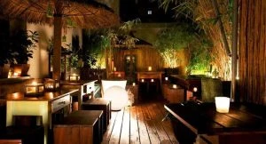 Romantik im Hinterhof