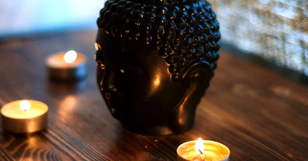 Thai-Massage-Frankfurt-Entspannung-mobil-neckattack